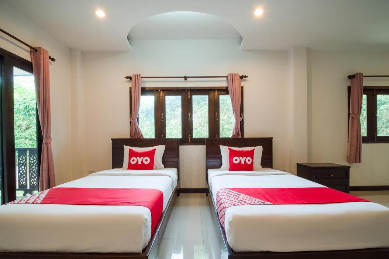 Oyo 837 Baan Kiang Nam Resort Bang Lamung Exterior foto